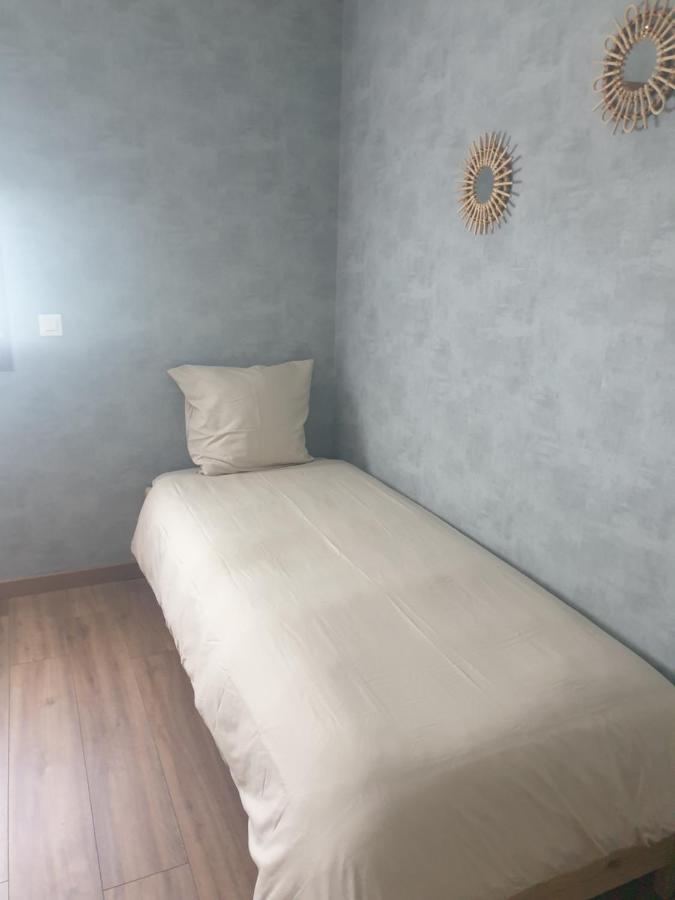 Le Refuge Apartment Lurcy-Levis ภายนอก รูปภาพ